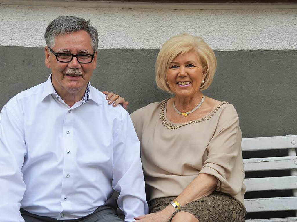 Ja, auch „junge Leute“ knnen schon goldene Hochzeit haben : Hubert und Renate Mayer freuen sich ber 50 gemeinsame Jahre.