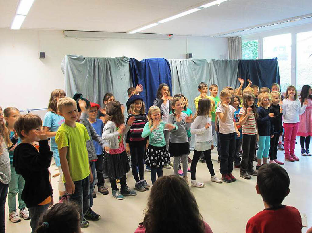 Theaterprojekt der dritten Klassen der Neulinden-Schule in Elzach.