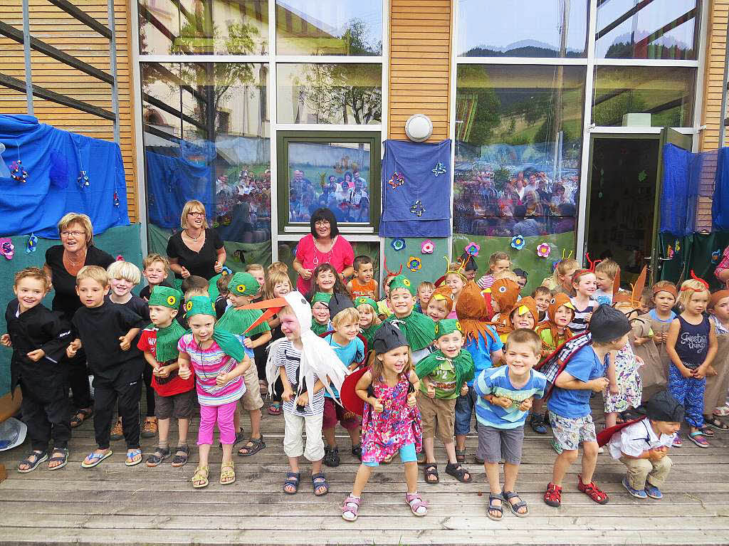 In Maulwurf, Kferchen, Storch und jede Menge andere Tiere verwandelten sich die Kinder des St.-Josef-Kindergartens Simonswald.