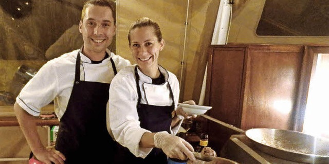 Valentino Brienza aus Todtnau und Luis...an Weihnachten in der Karibik ankert.   | Foto: ZVG