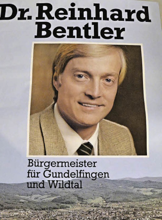 Das Wahlplakat von 1982. Seinen Friseur hat er seither beibehalten.  | Foto: Max Schuler 