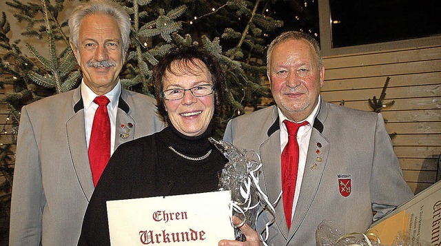 Klaus Hunzinger (von links), Helga Pfi...bert Steiner vom Musikverein Minseln.   | Foto: Petra Wunderle