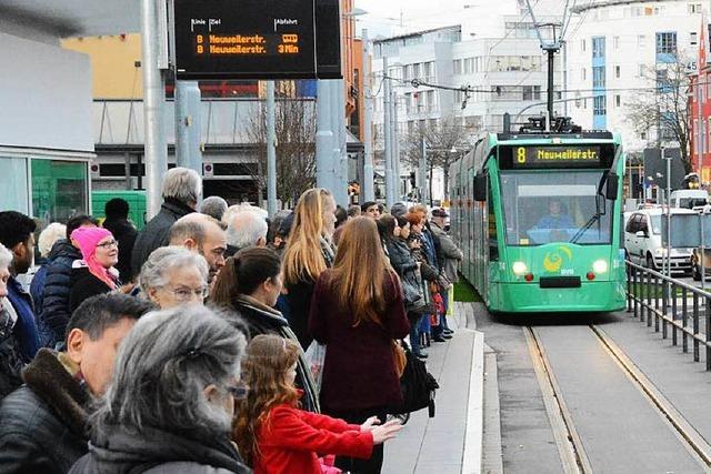 Gewaltiger Erfolg – neue Straenbahn bringt neue Kunden