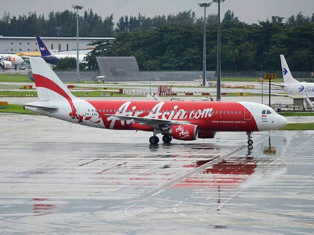 Archivbild: Diese Maschine der Air Asia wird vermisst.  | Foto: AFP