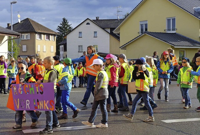 Die Verkehrspolitik bewegte 2014 Stein...d Eltern sichere Schulwege forderten.   | Foto: Privat