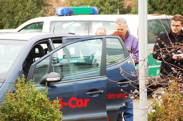Auch die Polizei hat schon Mini-Car-Fahrer berprft.  | Foto: Helmut Seller