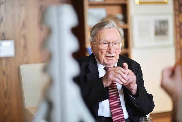 Artur Fischer feiert an Silvester seinen 95. Geburtstag.  | Foto: dpa