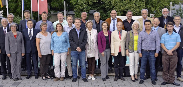 Gewhlt wurde 2014 der Gemeinderat. Ne...gard Lorenz (Grne, Achte von links).   | Foto: Lauber