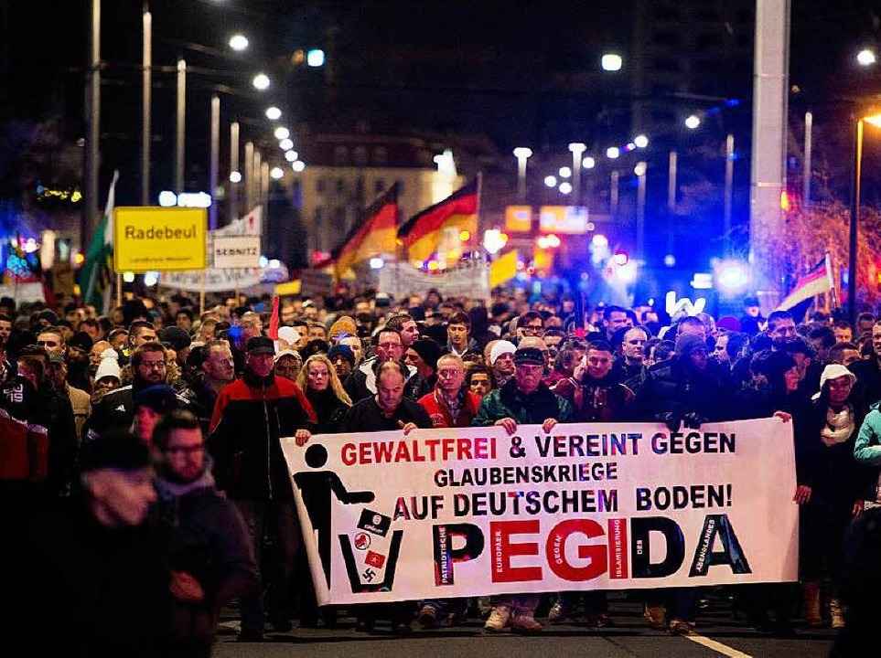 Pedida-Demo in Dresden  | Foto: dpa