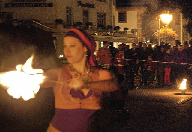 Die &#8222;Nacht des Feuers&#8220; (Bi...Vorgnger Hanskarl Link (Bild rechts).  | Foto: Claudia Renk, Sebastian Barthmes (2)