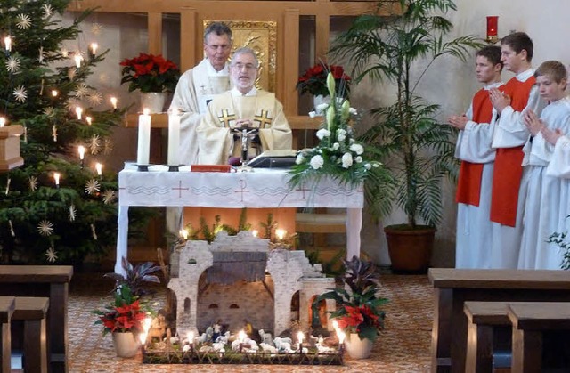 Mit einem Festgottesdienst zum Patrozi...estehen der Spielwegkapelle gefeiert.   | Foto: Eberhard Gross