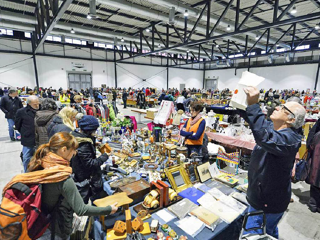 Impressionen vom Riesenflohmarkt. Impressionen vom Riesenflohmarkt.