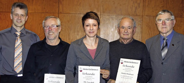 Vorsitzender  Jens Blmle (von links) ...tretende Vorsitzende Eberhard Maurer.   | Foto: heidi fssel