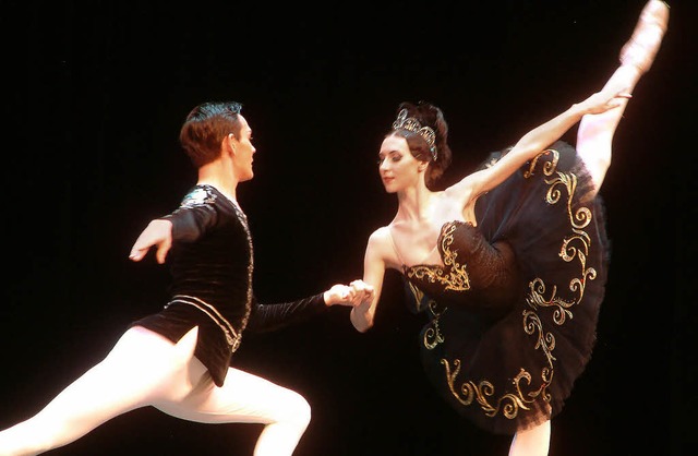 <Text>Glanznummer des klassischen Ball...vchinnikova und Oleg Shaibakov</Text>   | Foto: Roswitha Frey