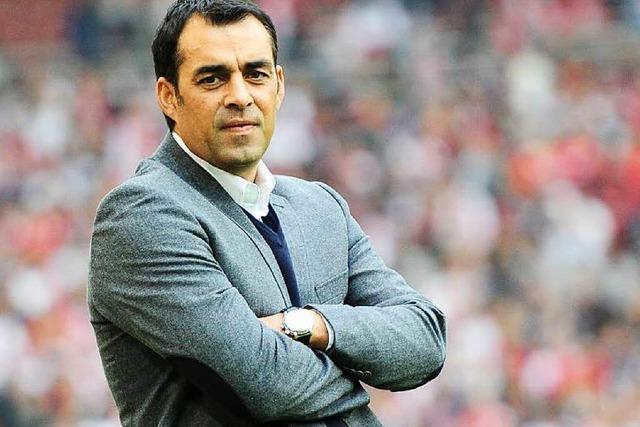 Robin Dutt sieht dem VfB Stuttgart die Zeit davonlaufen