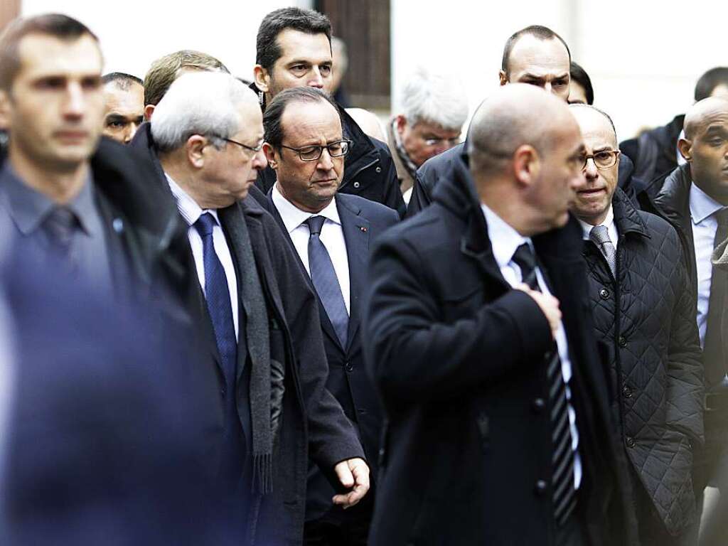 Prsident Franois Hollande fuhr umgehend zum Tatort im Osten der Stadt.