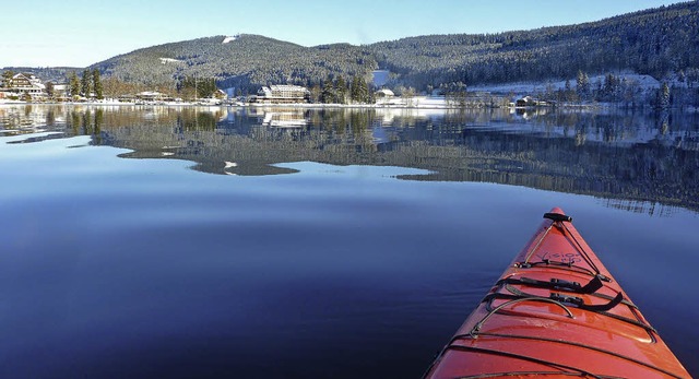 Winterliche Kajaktour auf dem Titisee  | Foto: Vera Frschner