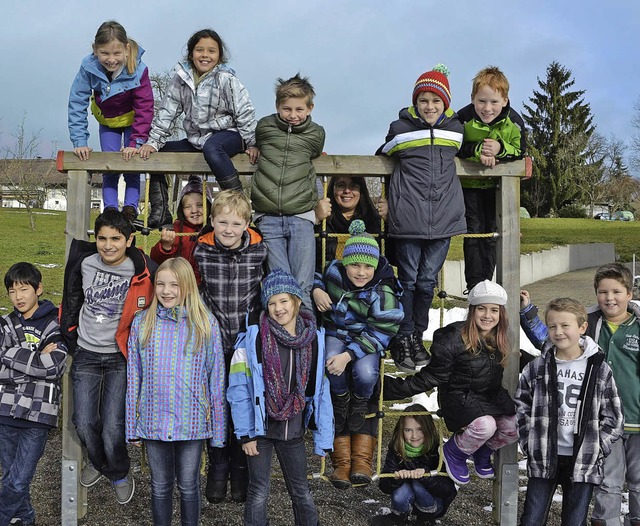 Zisch: Die 4. Klasse der Grundschule B...Die Klassenlehrerin ist Carmen Hafner.  | Foto: Verena Pichler