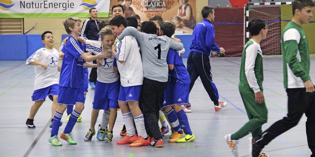 Gro war der Jubel bei den D1-Junioren... den Finalsieg gegen den SV Nollingen.  | Foto: Monika Weber