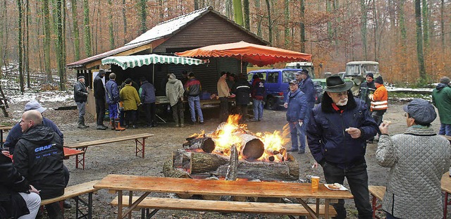 Wenige Stunden vor der Zerstrung herr...slich der Mappacher Holzversteigerung.  | Foto: Reinhard Cremer