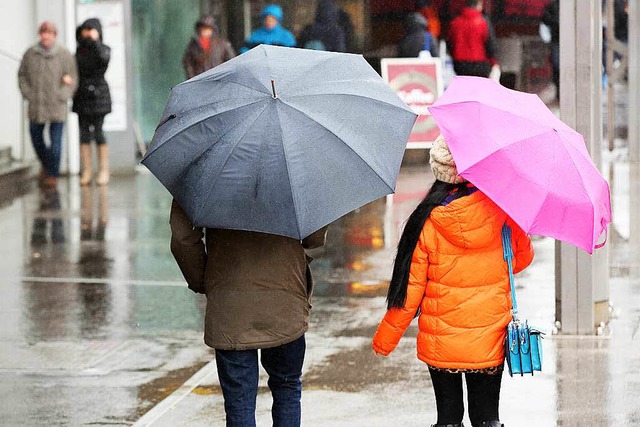 Im Hochschwarzwald sind immer noch Be... Kilometern in der Stunde zu erwarten.  | Foto: dpa