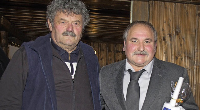 Ortsvorsteher Klaus Metzler (rechts) d...Winterdienst im Ortsteil zustndig war  | Foto: Chris Seifried