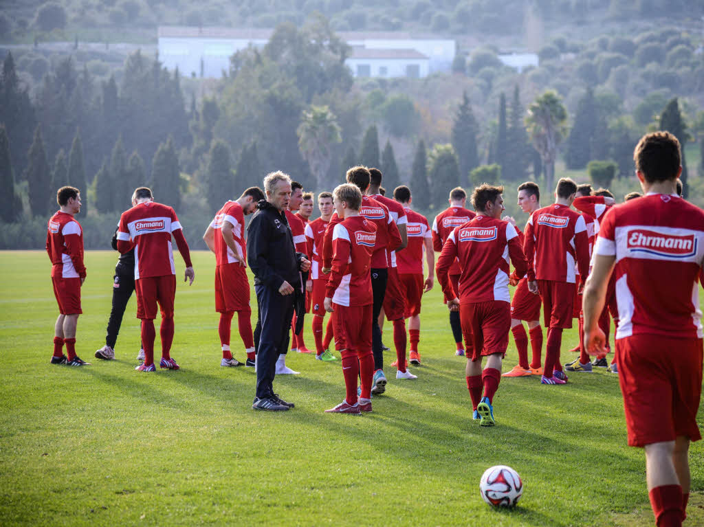 So trainiert der SC Freiburg in Andalusien.