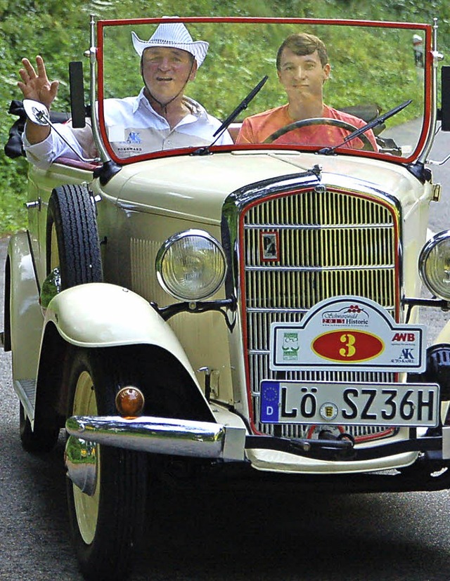 Bei der ersten Schwarzwald-Historic-To...egfried Zettler und seinem Sohn Timo.   | Foto: Edgar Steinfelder