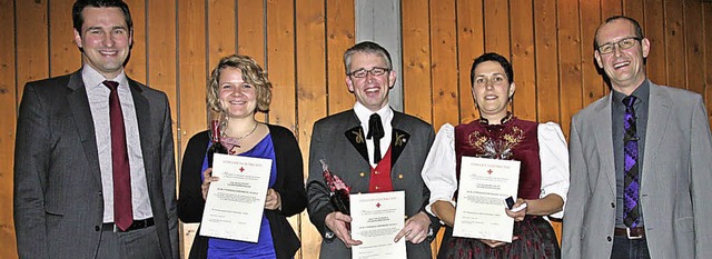 Blutspender wurden geehrt (von links):...upt sowie Ortsvorsteher Klaus Mller.   | Foto: Birgit Rde