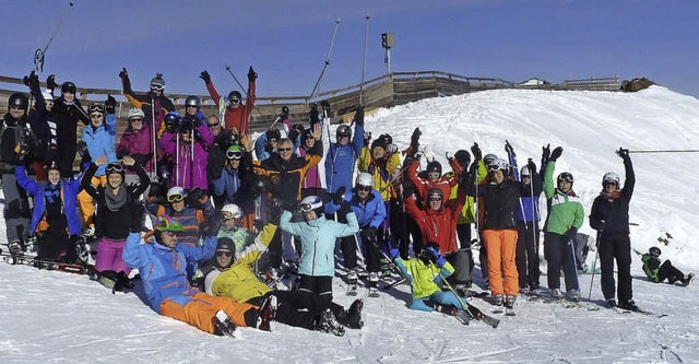 Gut drauf waren die Binzener Skisportf...n Slden auf dem Rettenbachgletscher.   | Foto: Privat