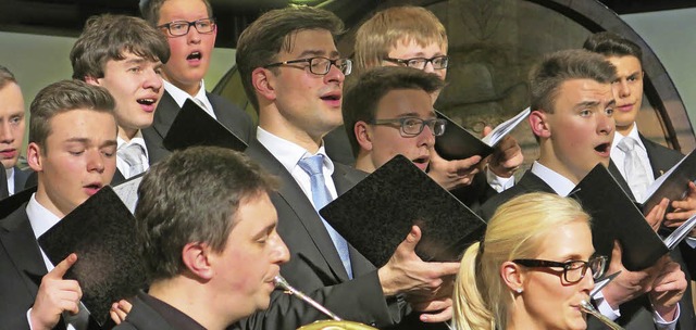 Beim traditionellen Hornkonzert im Bad...isten der Stuttgarter Musikhochschule.  | Foto: Claudia Mller