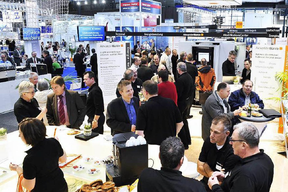 Treffpunkt der regionalen Wirtschaft: die Industriemesse I+E des Wirtschaftsverbandes Industrieller Unternehmen Baden (Foto: Thomas Kunz) Treffpunkt der regionalen Wirtschaft: die Industriemesse I+E des Wirtschaftsverbandes Industrieller Unternehmen Baden (Foto: Thomas Kunz)