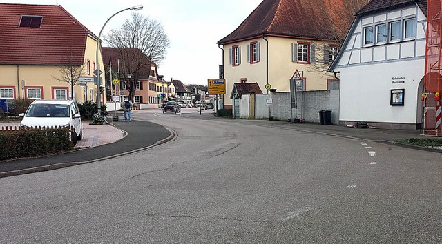 Auch die Gottenheimer Strae wird im U...n rosa Granitpflastersteine bekommen.   | Foto: julius steckmeister