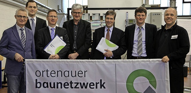 Von links: Andreas Drotleff (Kreishand... Udo Benz (Ortenauer Energieagentur).   | Foto: Trauden