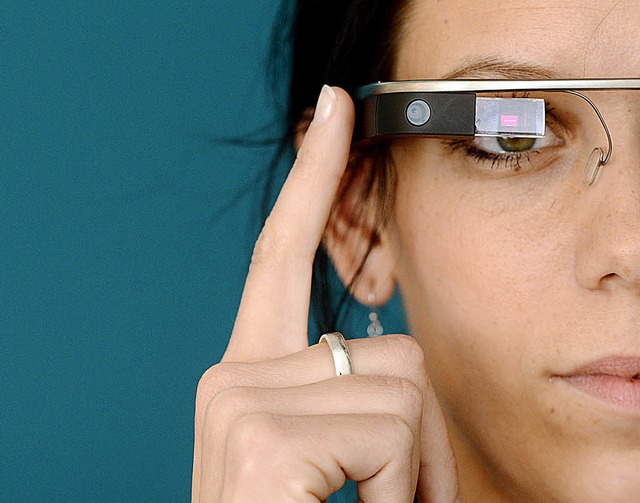 Revolutionr, aber bislang nicht erfolgreich: Googles Datenbrille Glass   | Foto: DPA