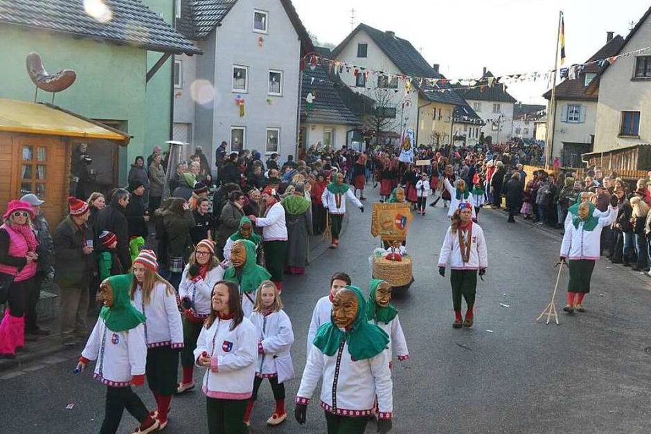 Szenen vom Umzug in Bleichheim (Foto: Jörg Schimanski) Szenen vom Umzug in Bleichheim (Foto: Jörg Schimanski)