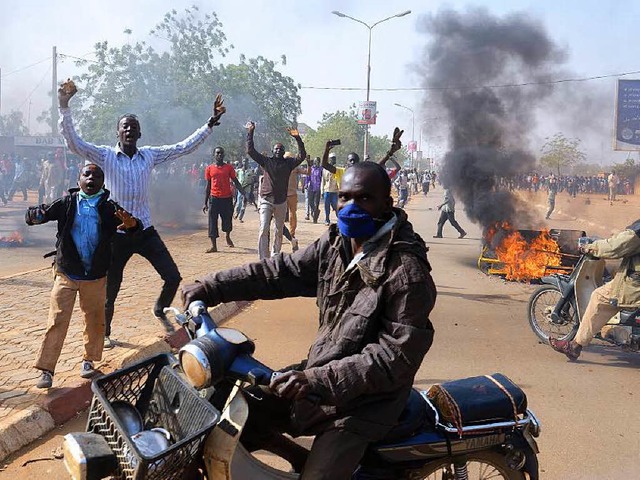 Proteste gegen die Satirezeitung Charl...o in der nigrischen Hauptstadt  Niamey  | Foto: AFP