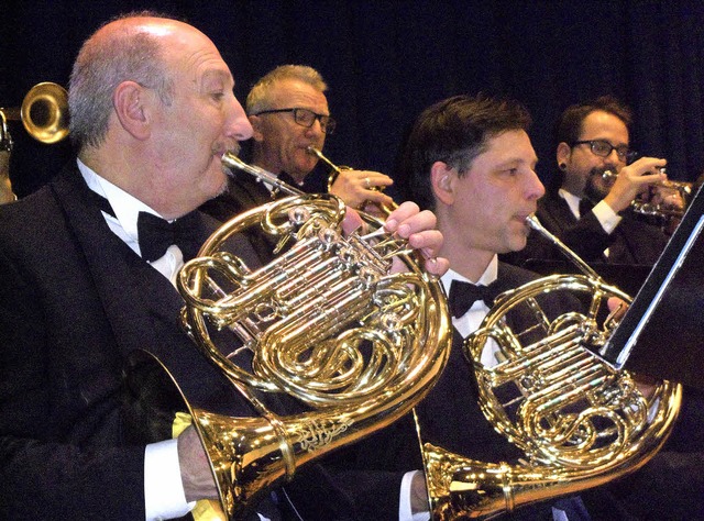 Das Landespolizeiorchester Baden-Wrtt...nisten und Trompeter in voller Aktion.  | Foto: Bianca Flier