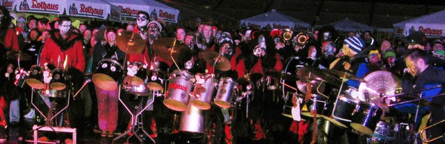 Mit einem Monsterkonzert erfreuten meh...nmusikgruppen ihre Zuhrer in Bernau.   | Foto: U. Spiegelhalter