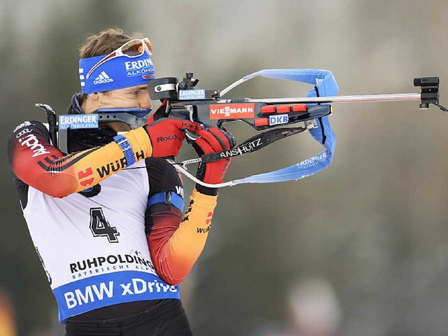 Schiet gut und skatet schnell: Simon Schempp   | Foto: afp