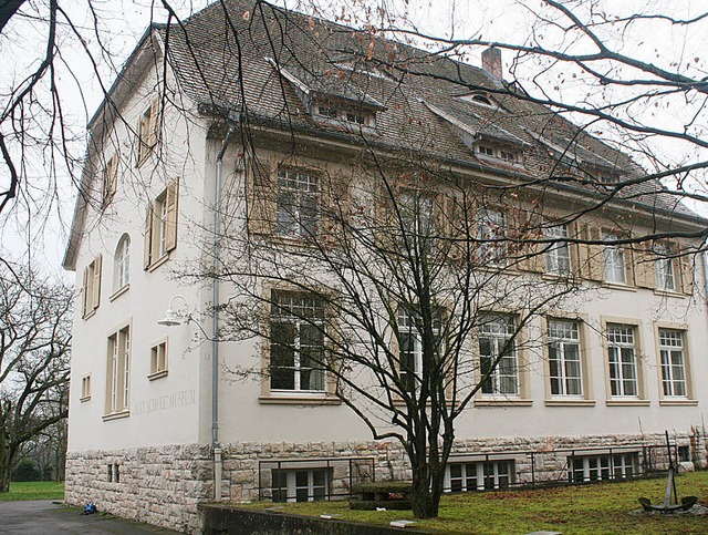 Noch in diesem Jahr erhlt das Museum ...Fenster und eine Fassadenauffrischung.  | Foto: reinhard cremer