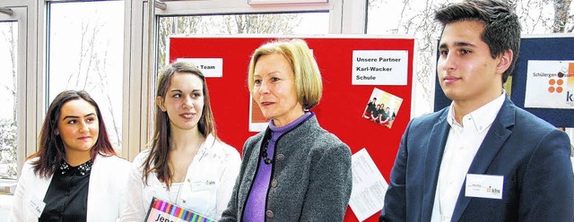 Der Vorstand der KHS Mensagenossenscha...fessorin Nicole Gler und Mete nal.    | Foto: Molitor