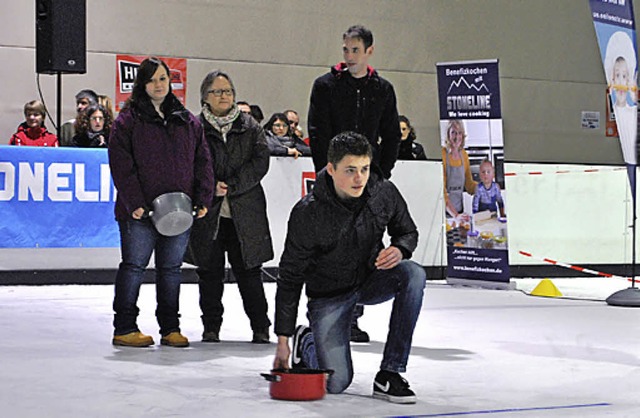 Viel Spa beim Kochtopf-Curling   | Foto: robert Ullmann