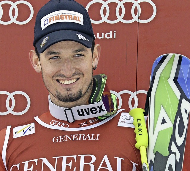 Dominik Paris freut sich ber seinen Sieg in Kitzbhel.   | Foto: AFP