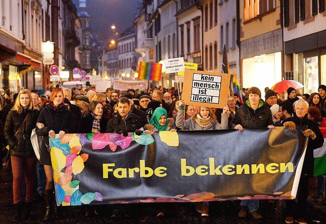 Klares Zeichen gegen Intoleranz: Die T...a-Demo zeigten Vielfalt statt Einfalt.  | Foto: dpa