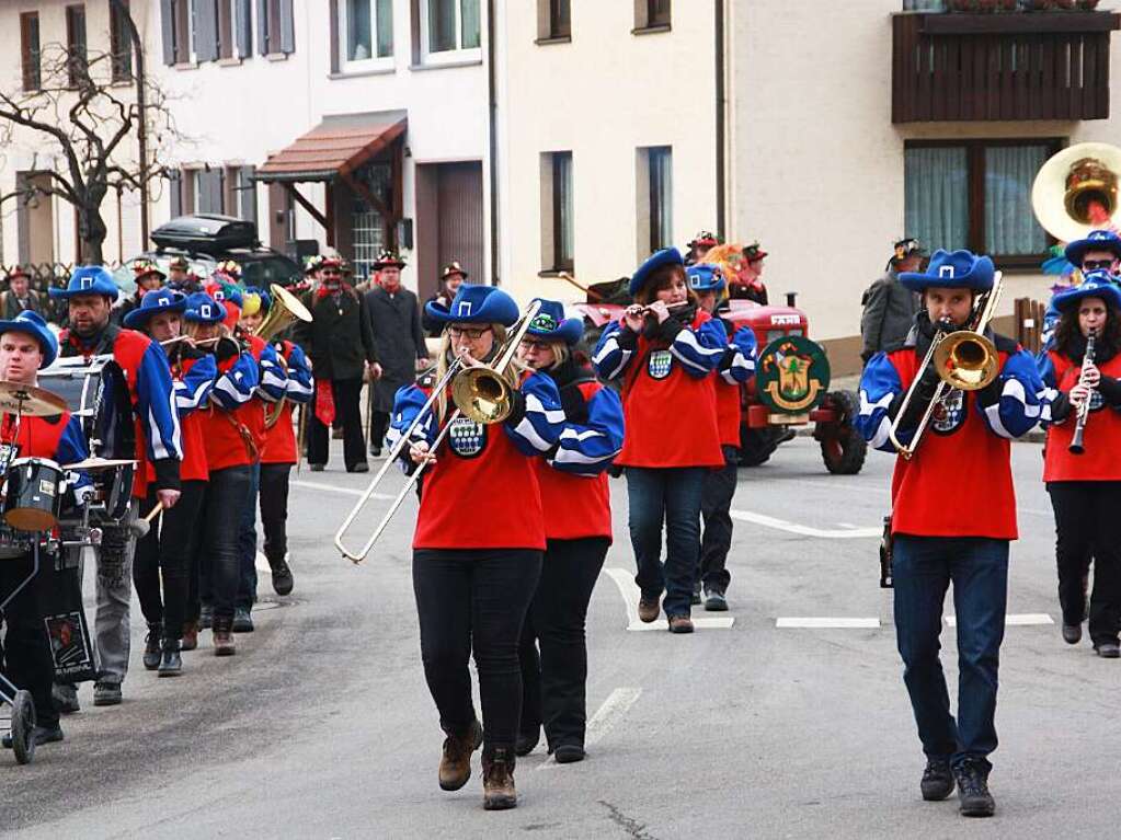 Mit dem Narrenbaumstellen begann in Wehr die heie Phase der Fasnacht.