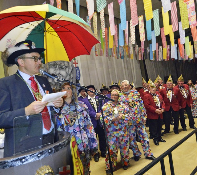 Versprach der Freiburger Fasnet auch f...irm: Oberbrgermeister Dieter Salomon.  | Foto: Michael Bamberger