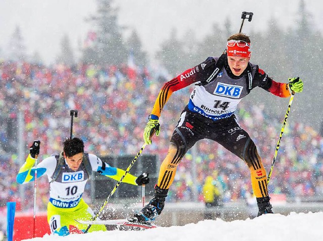 Die jngsten Erfolge im Biathlon-Weltc... er genossen: Benedikt Doll (rechts).   | Foto: DPA
