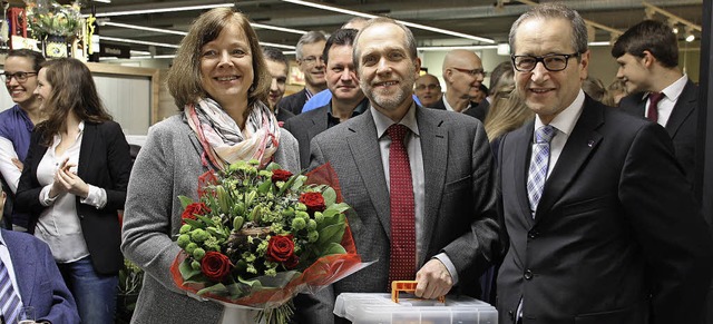 Zur offiziellen Erffnung des neuen Ma... dem Ehepaar Thomas und Martina Rubin.  | Foto: Christiane Franz