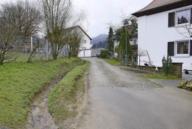 Dieser Feldweg soll ausgebaut werden z...r Strae &#8222;Vordere Poche&#8220;.   | Foto: Ingo Schneider